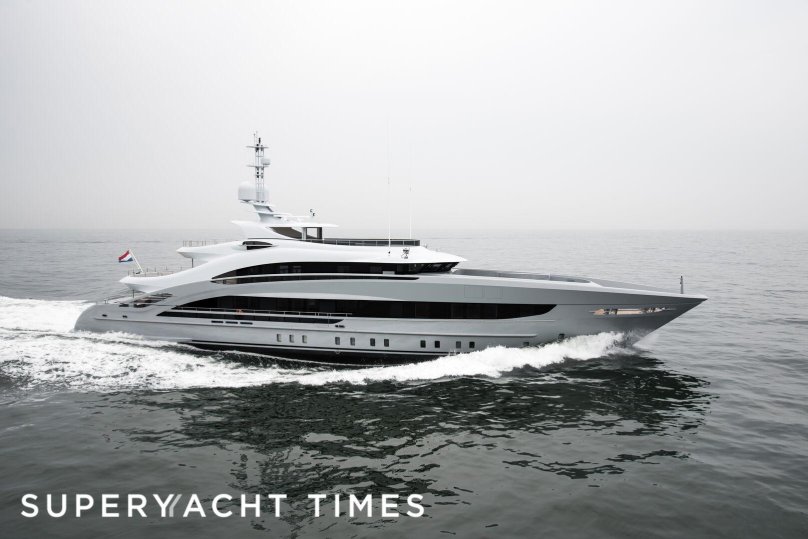 Яхта Heesen Triton