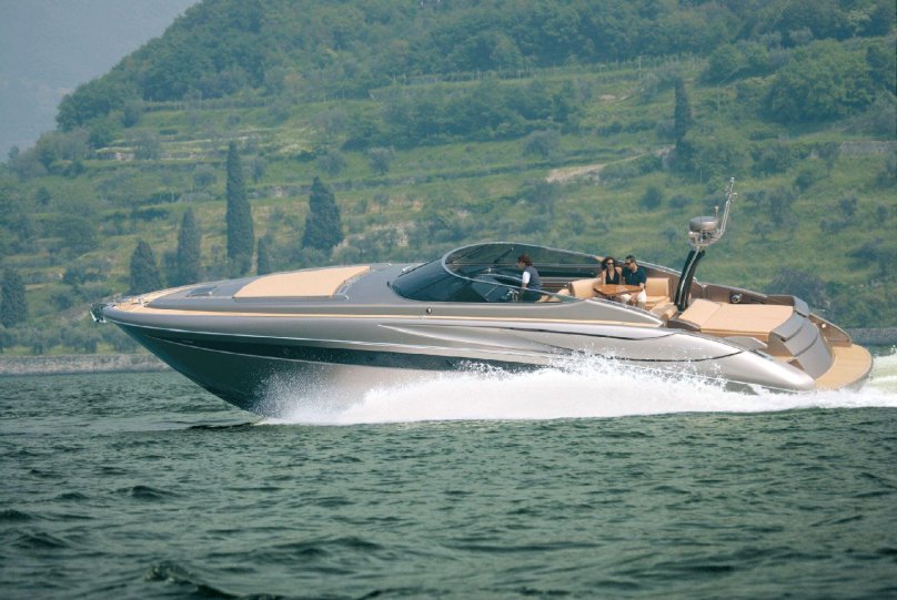 Riva 52