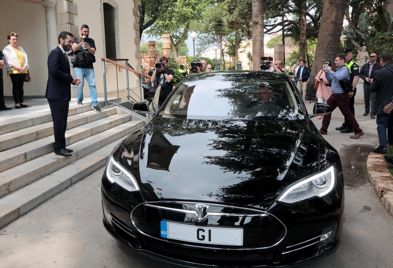 Премьер министр машина