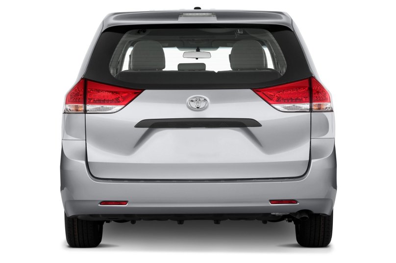 Тойота Сиенна 2012