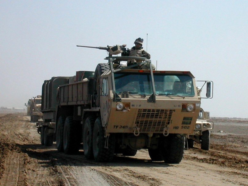 Oshkosh m977 HEMTT США