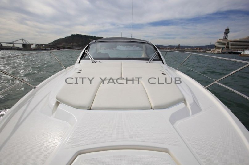 Катер Азимут 34