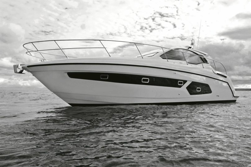 Яхта Azimut Atlantis 43