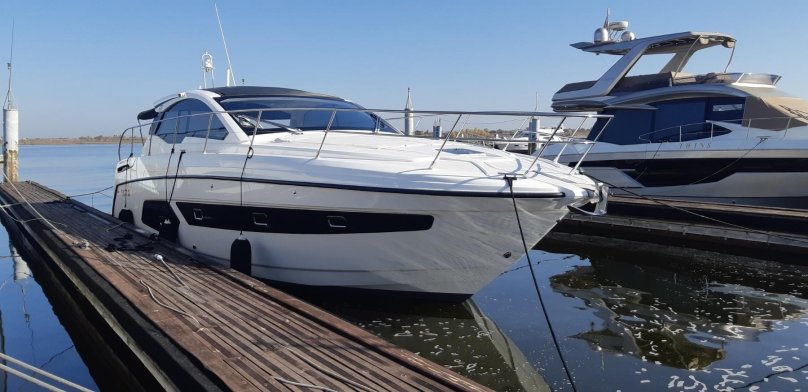 Яхта Azimut Atlantis 43