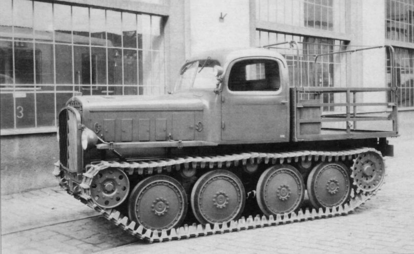 Артиллерийский тягач СТЗ