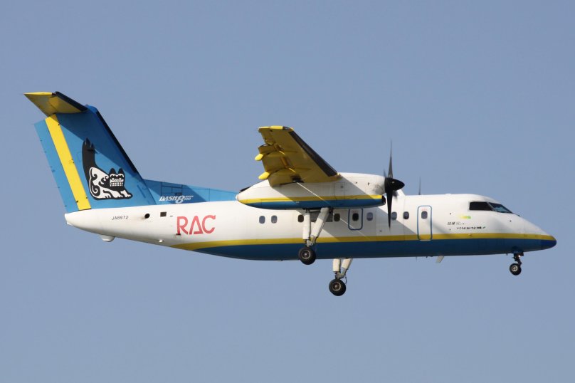 DHC 8-q300