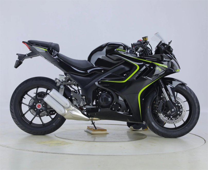 Moto Ducasu 2014 BINZA bak