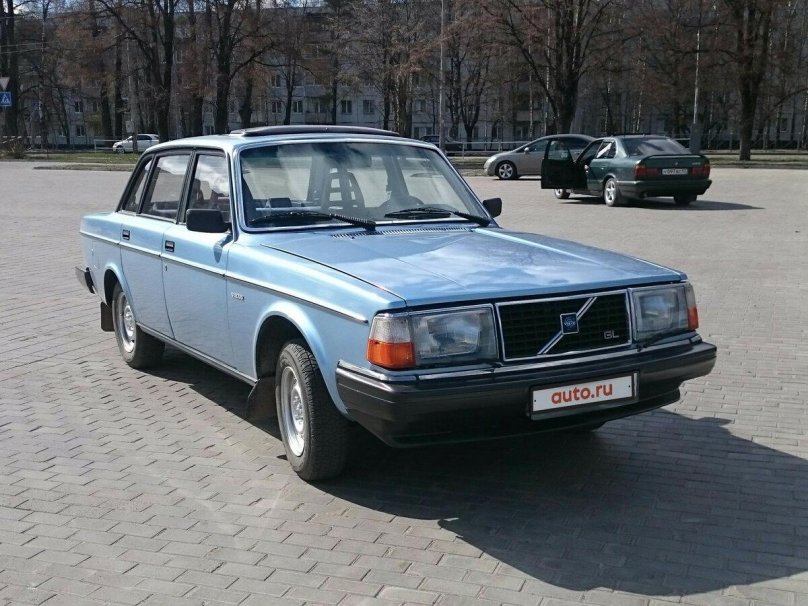 Volvo 240 1982