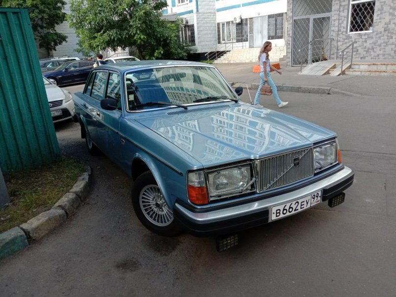 Volvo 260