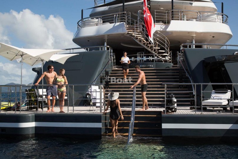 Яхта Кисмет