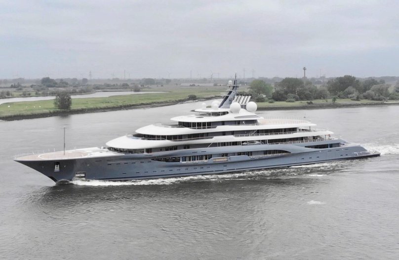 Яхта Флай Фокс