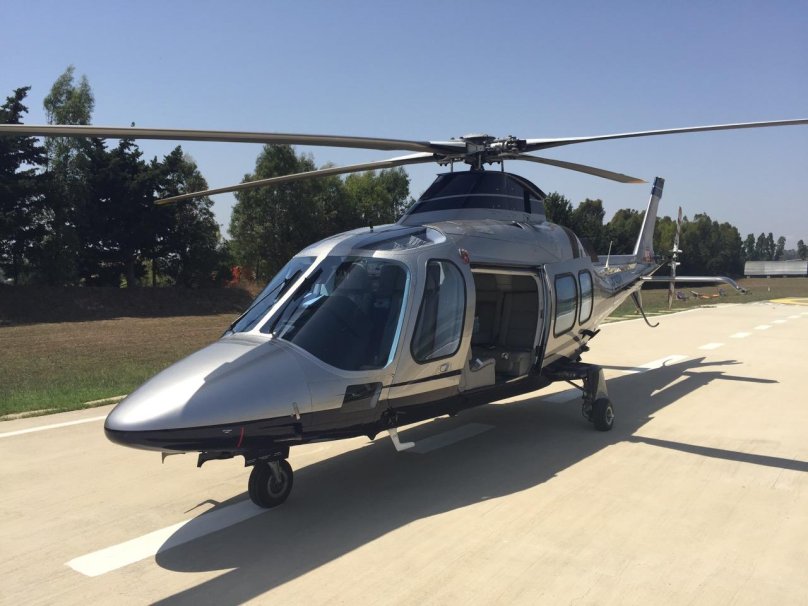 AW 109 вертолет