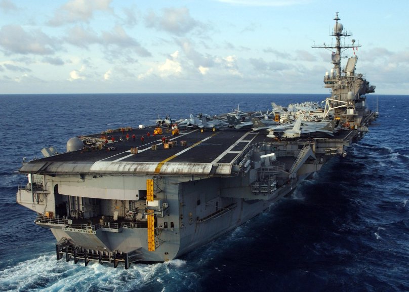 Авианосец USS John f. Kennedy