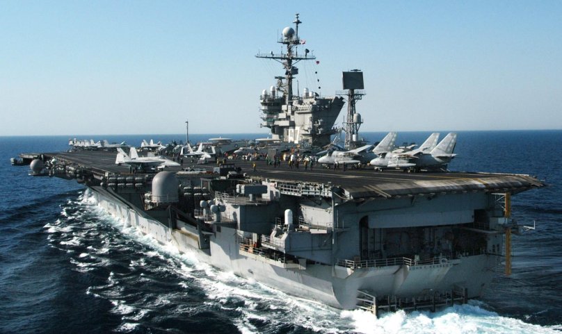 Авианосец Ирана
