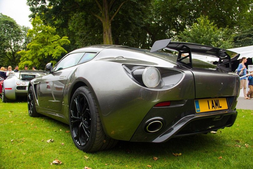 Aston Martin v12 Zagato