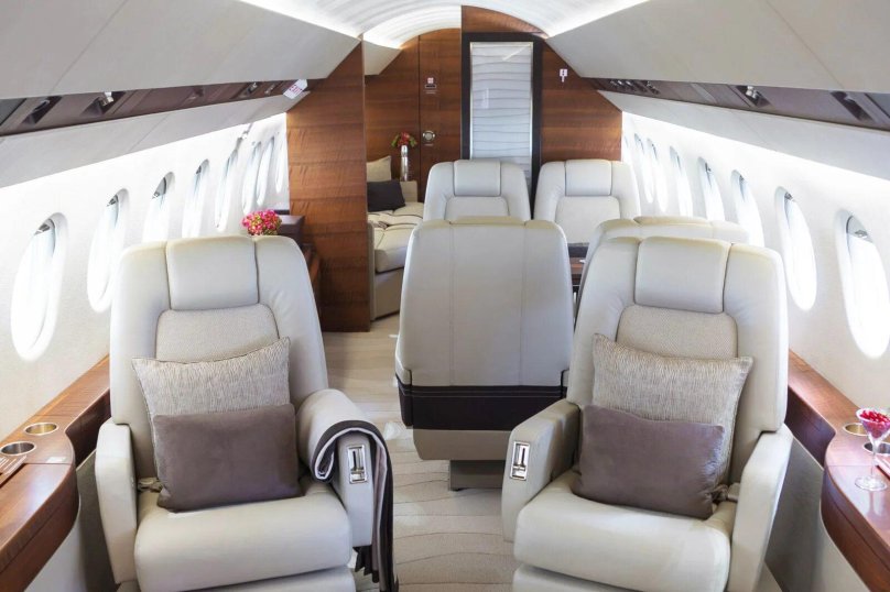 Dassault Falcon 900 салон