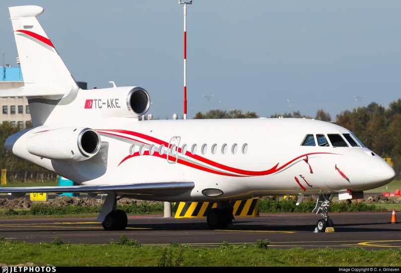 Дассо Фалькон 900