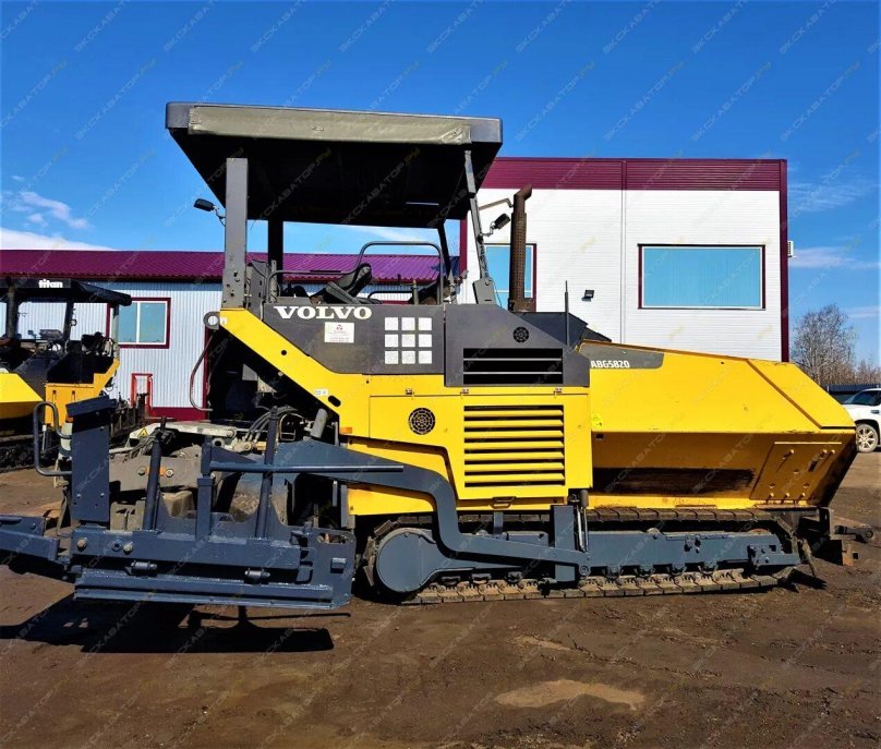 Асфальтоукладчик Volvo abg 5820