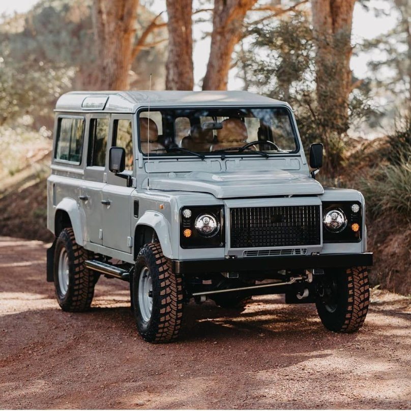 Ленд Ровер 110