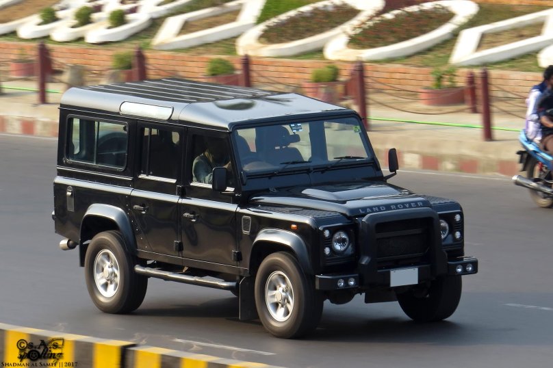 Defender 110 2022 лестница