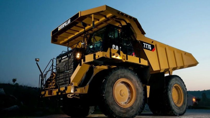 Самосвал Катерпиллер 777