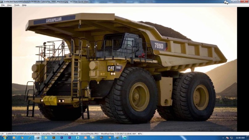 Самосвал Caterpillar 789d