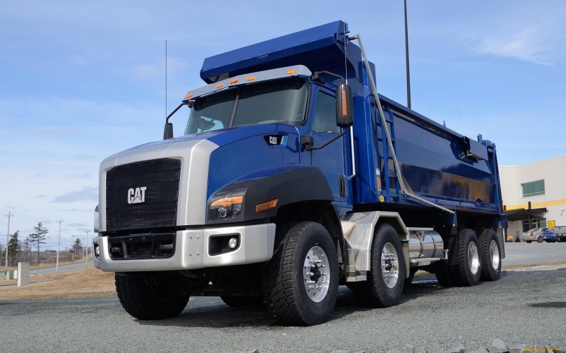 Грузовик Катерпиллер CT 660