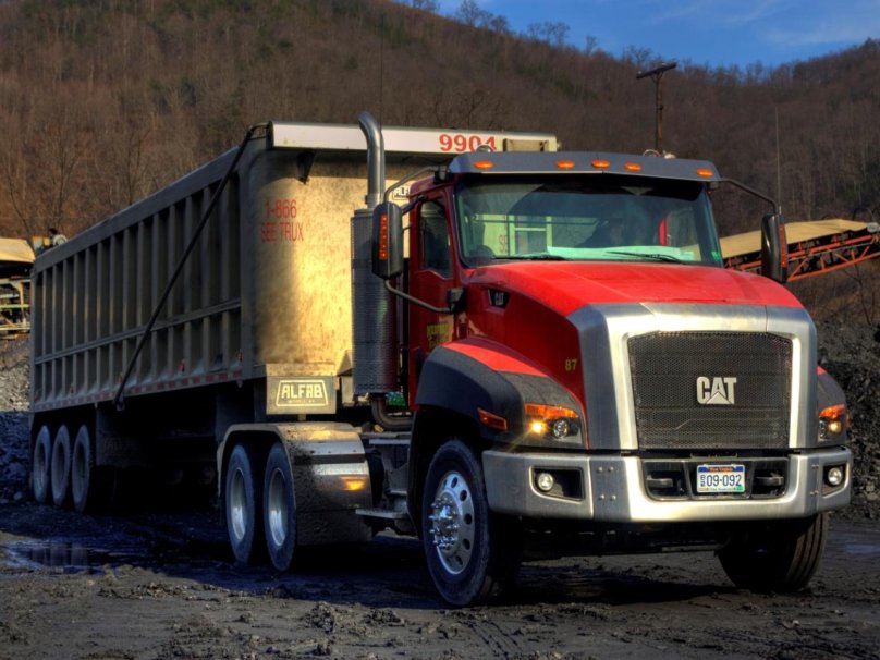 Caterpillar ct660 тягач