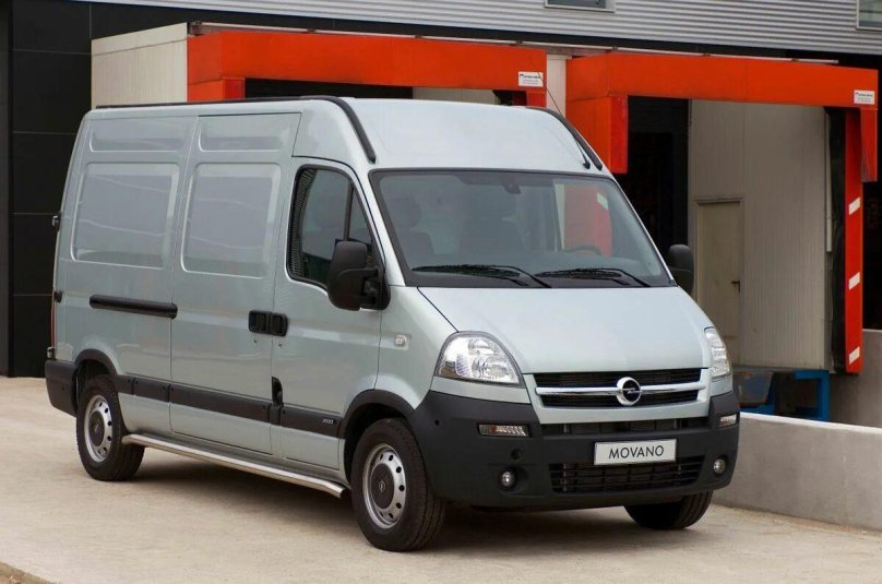Опель Мовано 2003