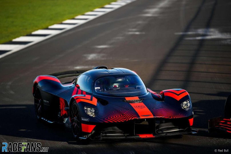 Aston Martin Valkyrie гиперкар