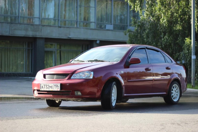 Мицубиси Лачетти