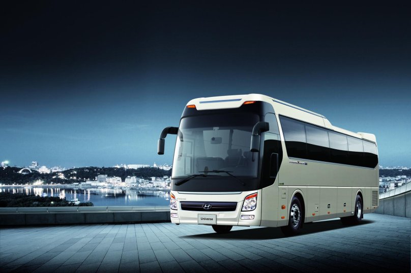 Hyundai Universe 2022