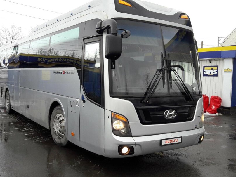 Hyundai Universe 2011