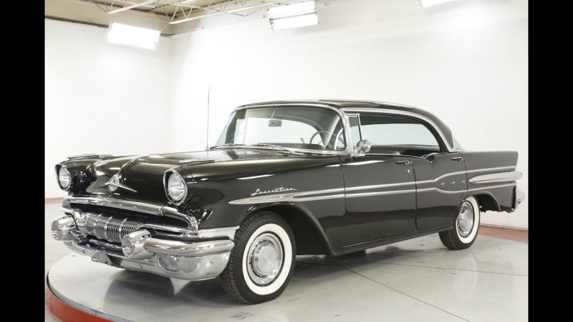 Pontiac Laurentian 1957