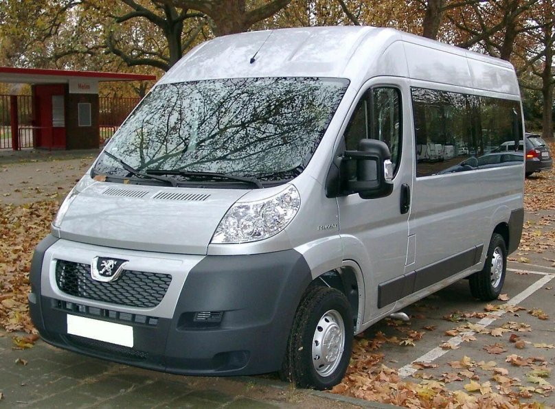 Peugeot Boxer микроавтобус