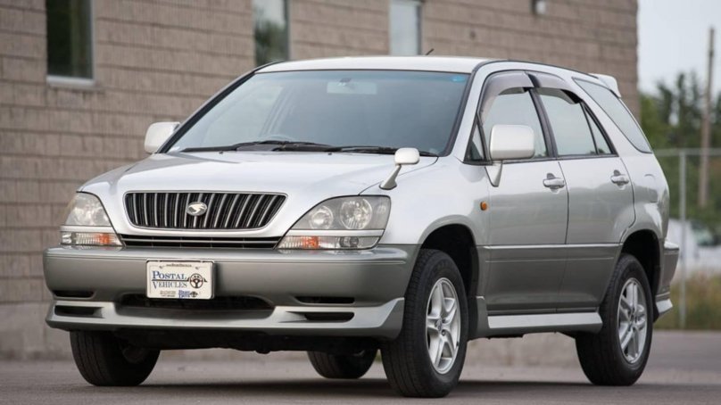 Toyota Harrier 1