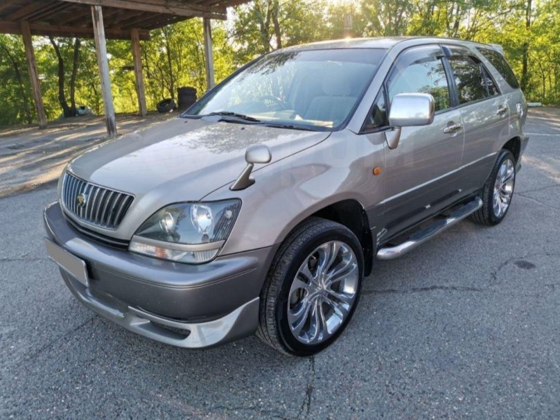 Toyota Harrier 1999