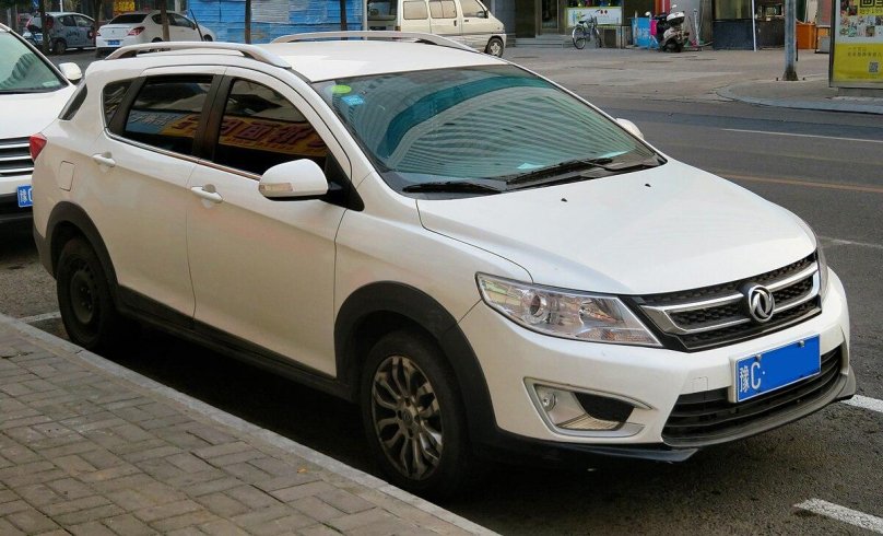 Dongfeng e70