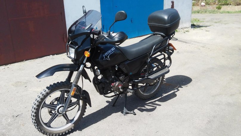 Мотоцикл Ирбис интрудер