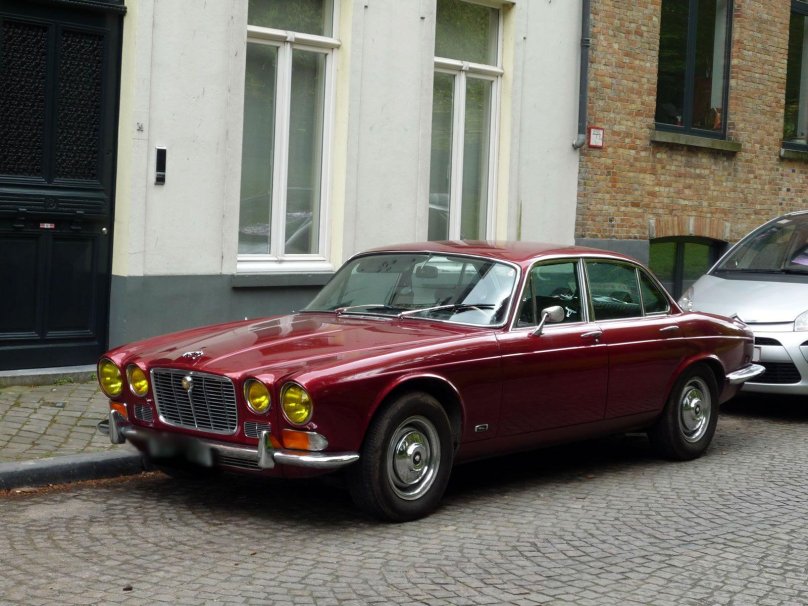Ягуар xj6 1981
