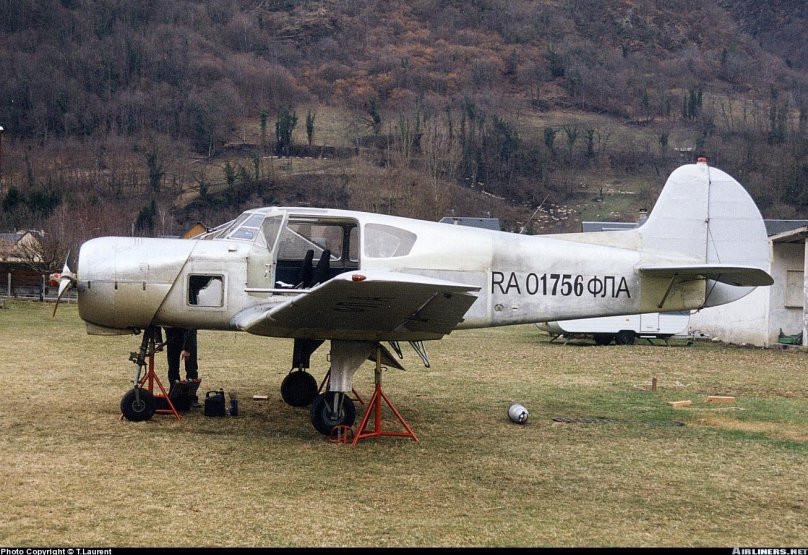 Як-18т 4-х местный