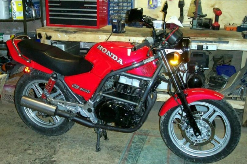 Honda cb450s