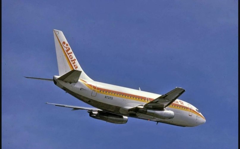 Боинг 737 АЛОХА Эйрлайнс