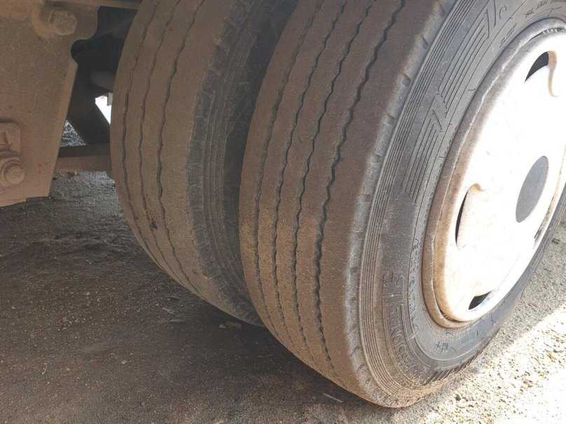 Грузовик 70 кубов