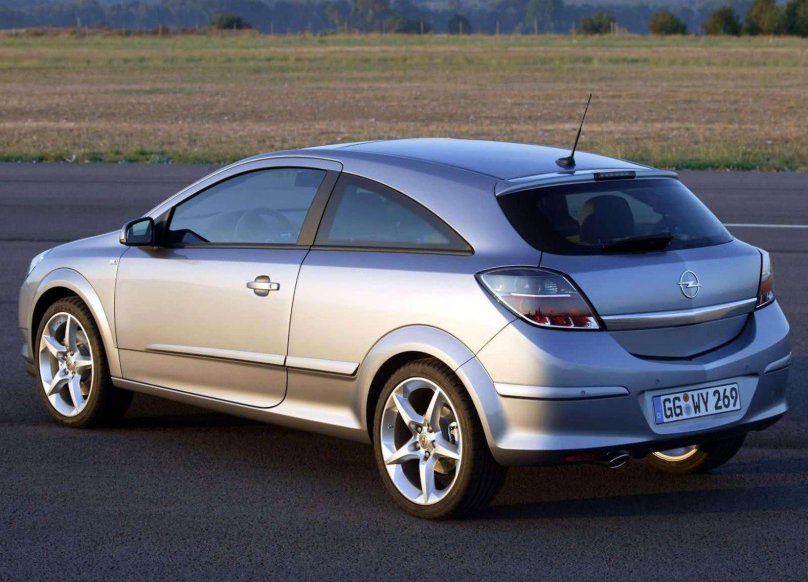 Opel Astra GTC