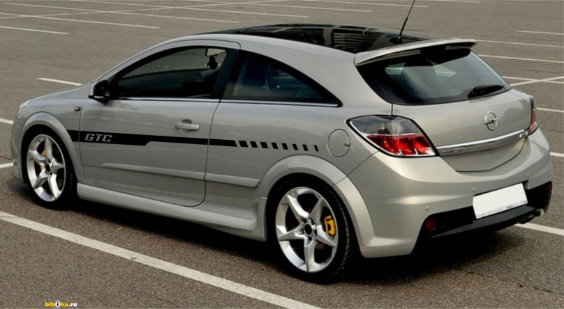Opel Astra h GTC 2010