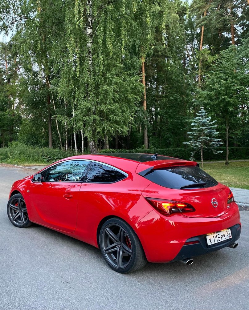 Opel Astra GTC