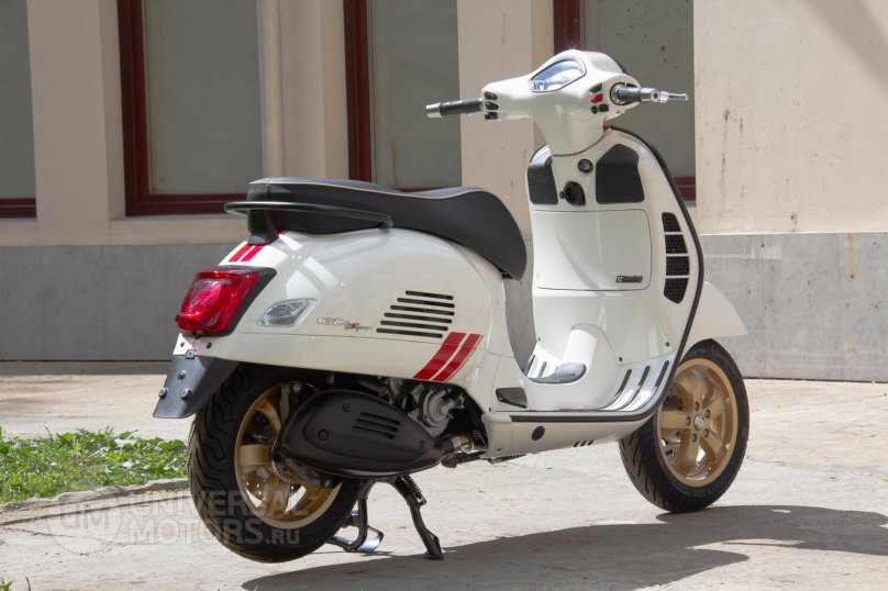 Vespa GTS 300 super