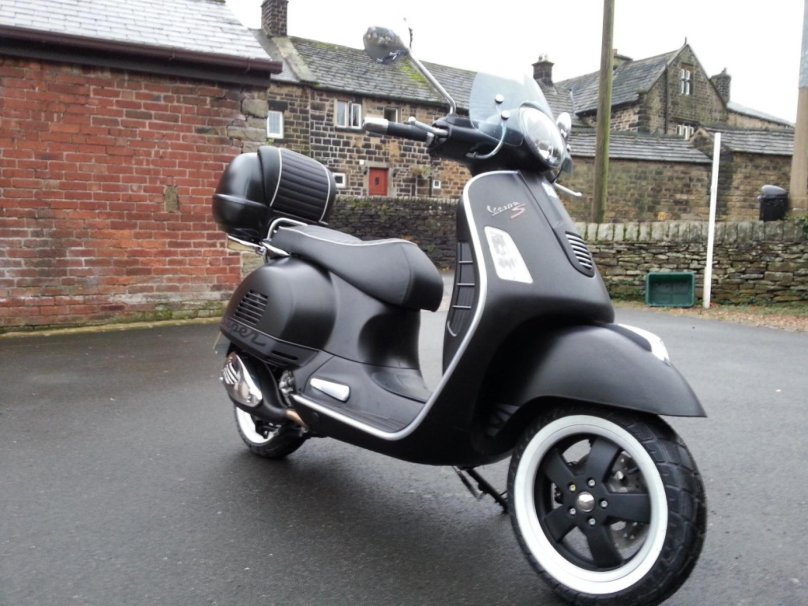Vespa GTS 300