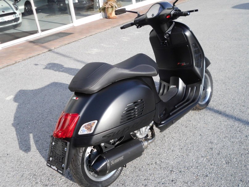 Vespa GTS super 300 i.e